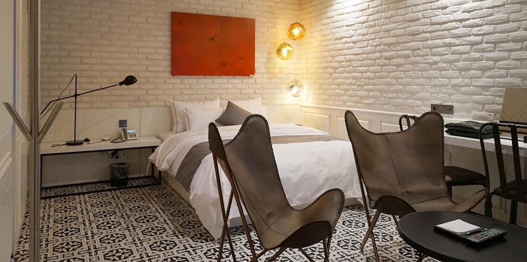 Astro Hotel Йонгин Екстериор снимка